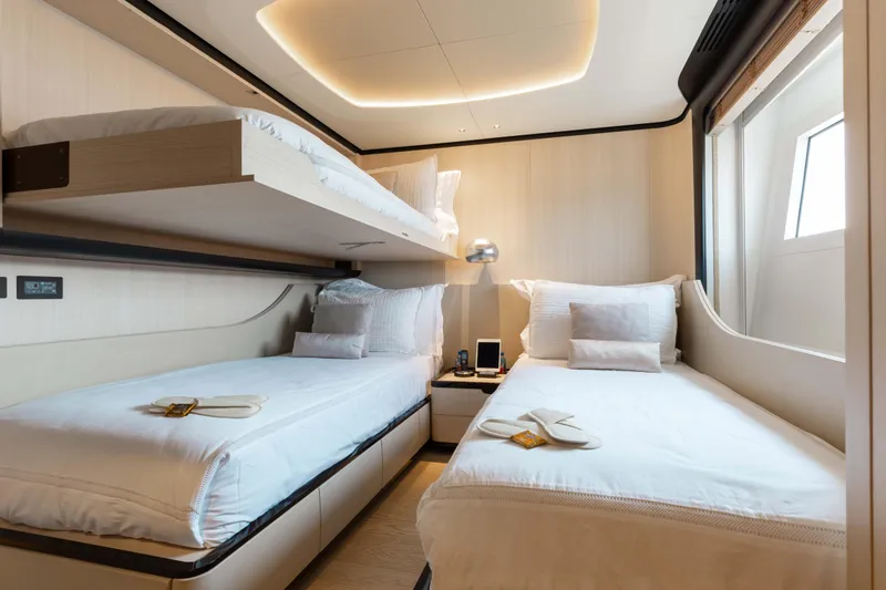 Slide: The Image of Benetti Delfino 95 2019 - 15