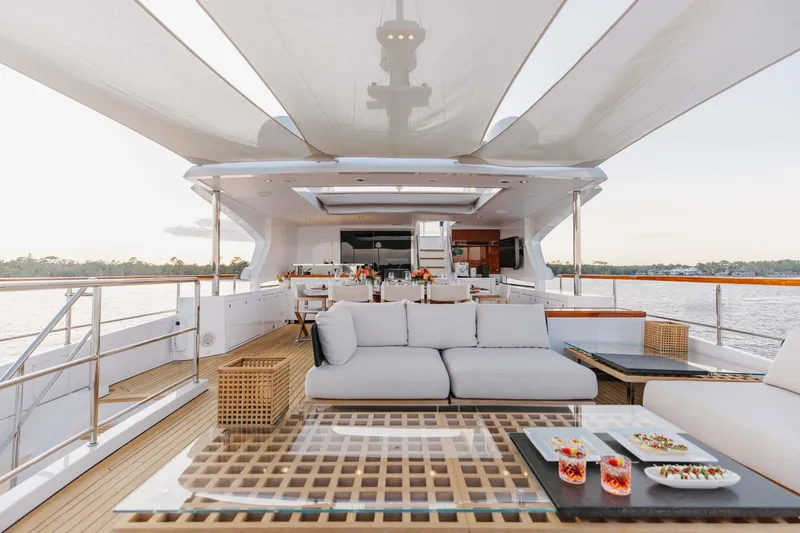 Slide: The Image of Benetti Delfino 95 2019 - 17