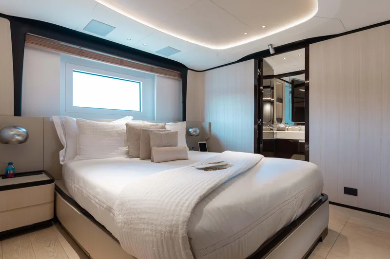 Slide: The Image of Benetti Delfino 95 2019 - 13