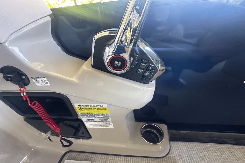 Slide: The Image of Harris 250 Cruiser 2025 - 4