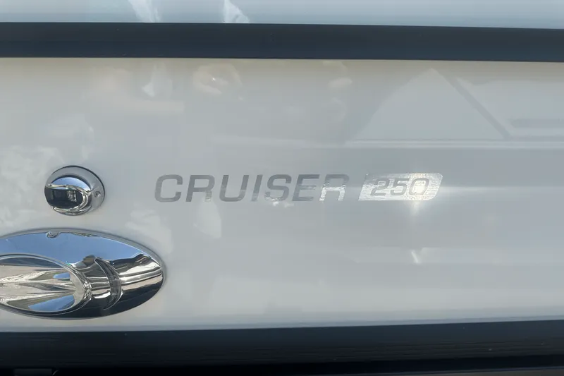 Slide: The Image of Harris 250 Cruiser 2025 - 7