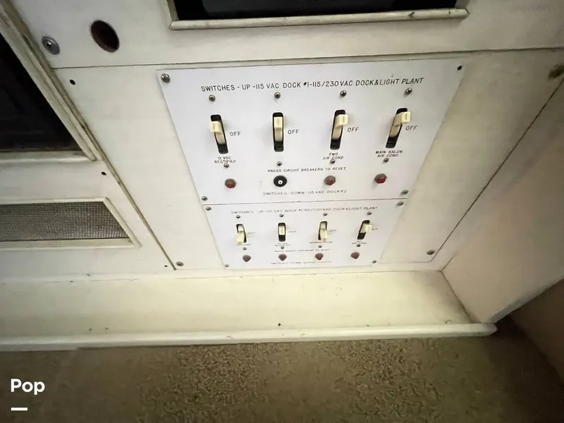 Slide: The Image of Chris-Craft Roamer 58 1971 - 11332446