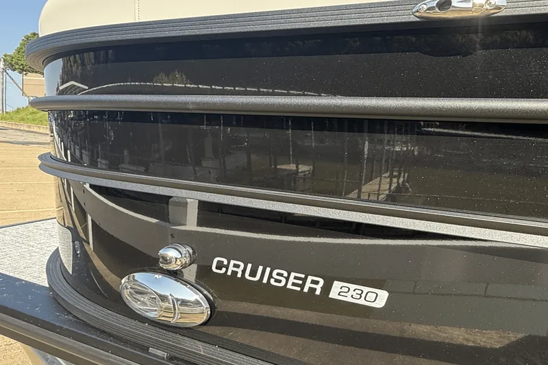 Slide: The Image of Harris 230 Cruiser 2025 - 20