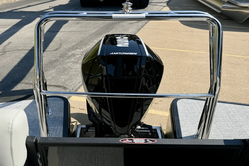 Slide: The Image of Harris 230 Cruiser 2025 - 27