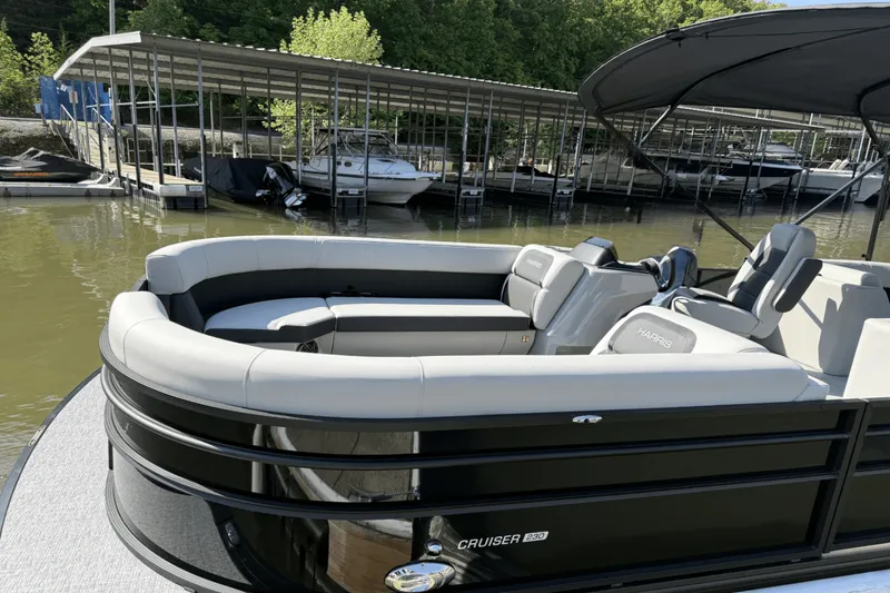 Slide: The Image of Harris 230 Cruiser 2025 - 3