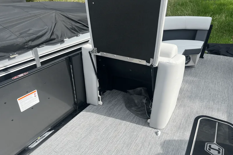 Slide: The Image of Harris 230 Cruiser 2025 - 18