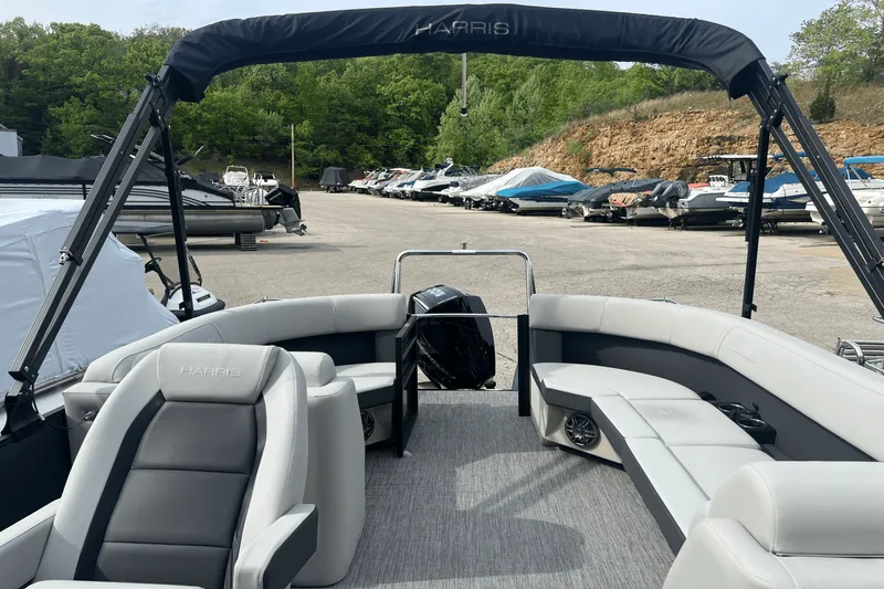 Slide: The Image of Harris 230 Cruiser 2025 - 36
