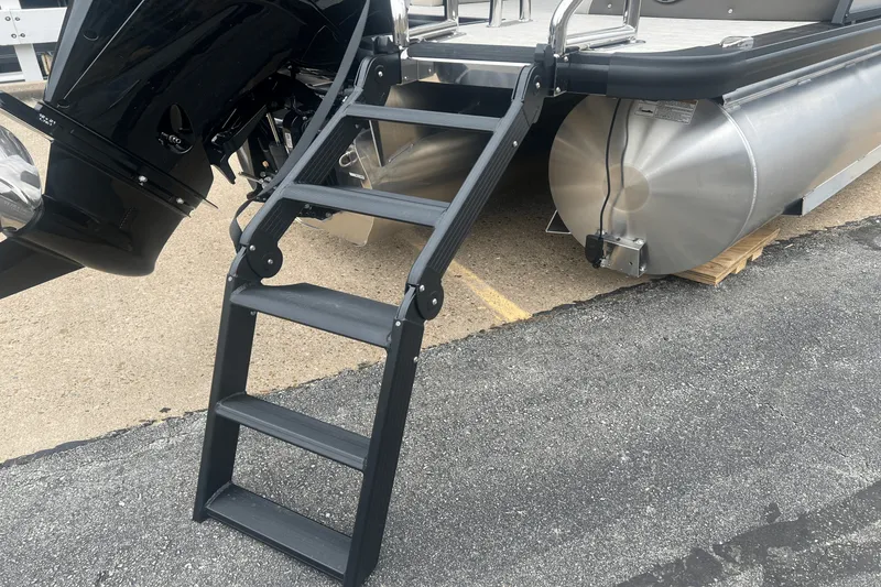 Slide: The Image of Harris 250 Sunliner 2025 - 36