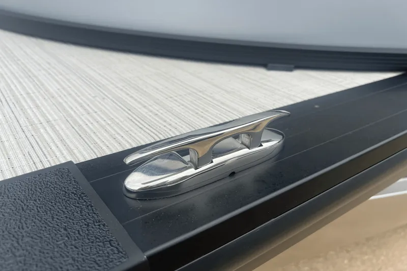 Slide: The Image of Harris 250 Sunliner 2025 - 5