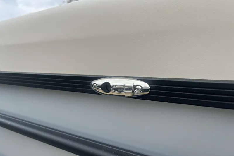 Slide: The Image of Harris 250 Sunliner 2025 - 6