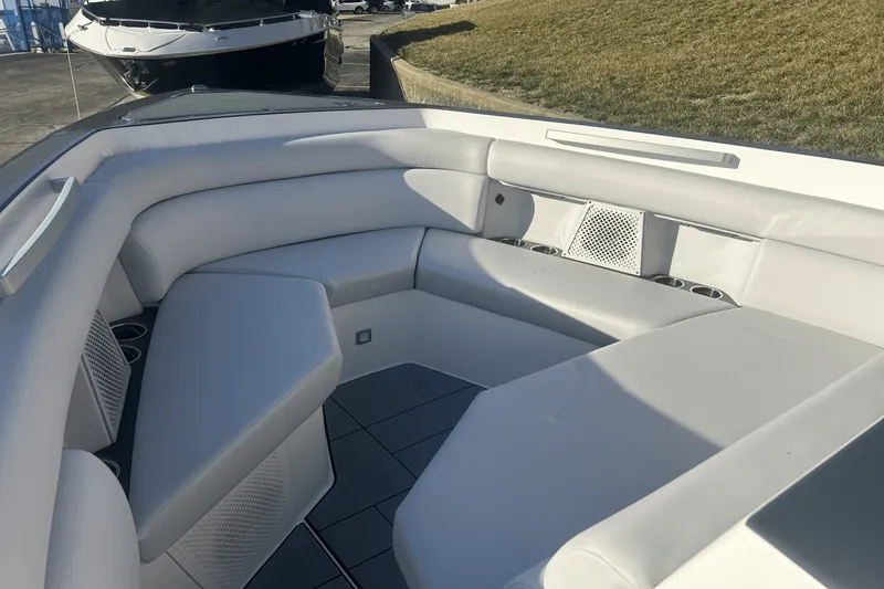 Slide: The Image of Aviara AV36 2023 - 15