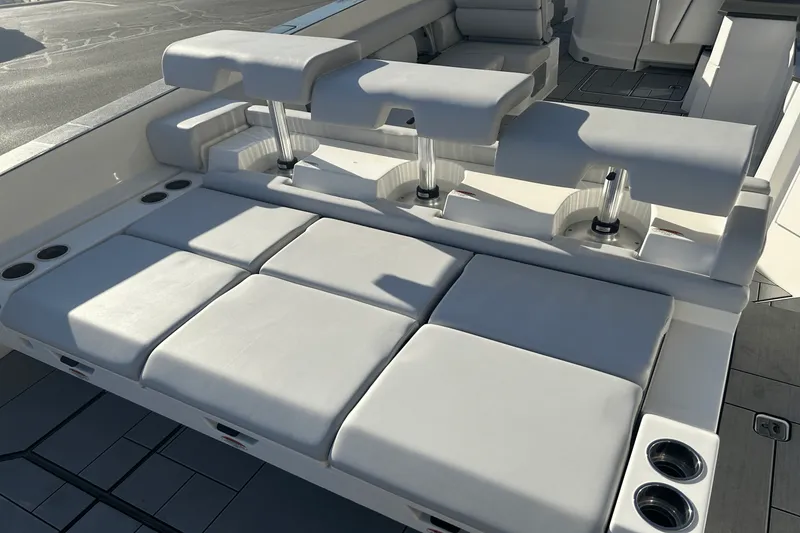 Slide: The Image of Aviara AV36 2023 - 8