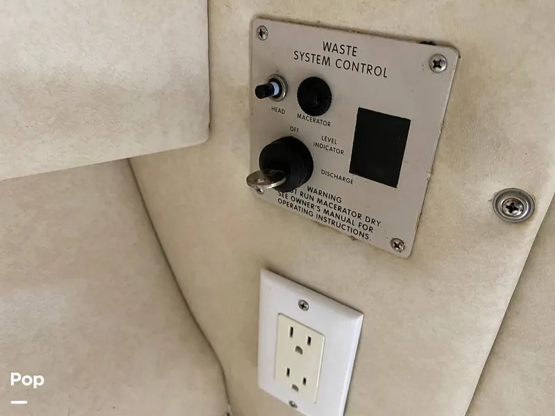 Slide: The Image of Sea Ray 280 Sun Sport 1997 - 11407720