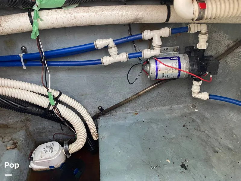 Slide: The Image of Sea Ray 280 Sun Sport 1997 - 11407764