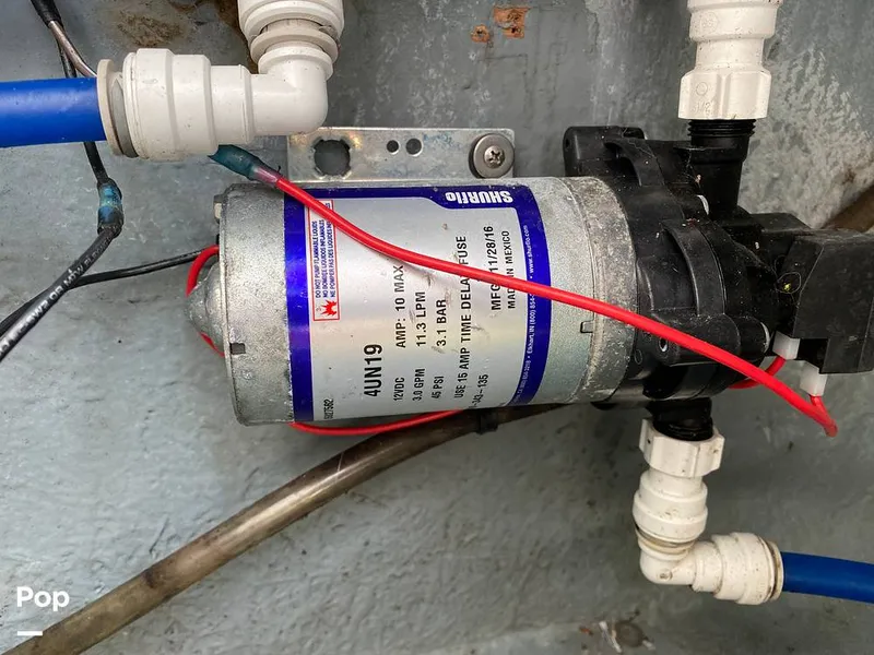 Slide: The Image of Sea Ray 280 Sun Sport 1997 - 11407766