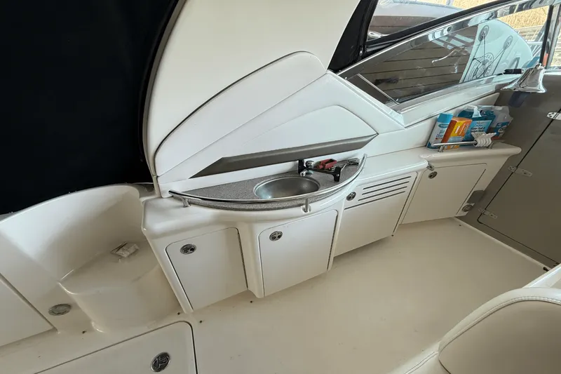 Slide: The Image of Sea Ray 40 SUNDANCER 2006 - 10