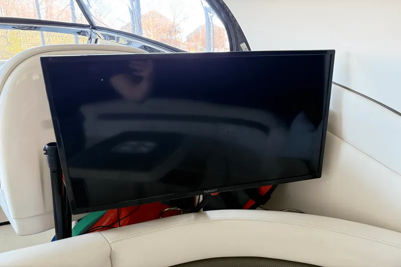 Slide: The Image of Sea Ray 40 SUNDANCER 2006 - 13