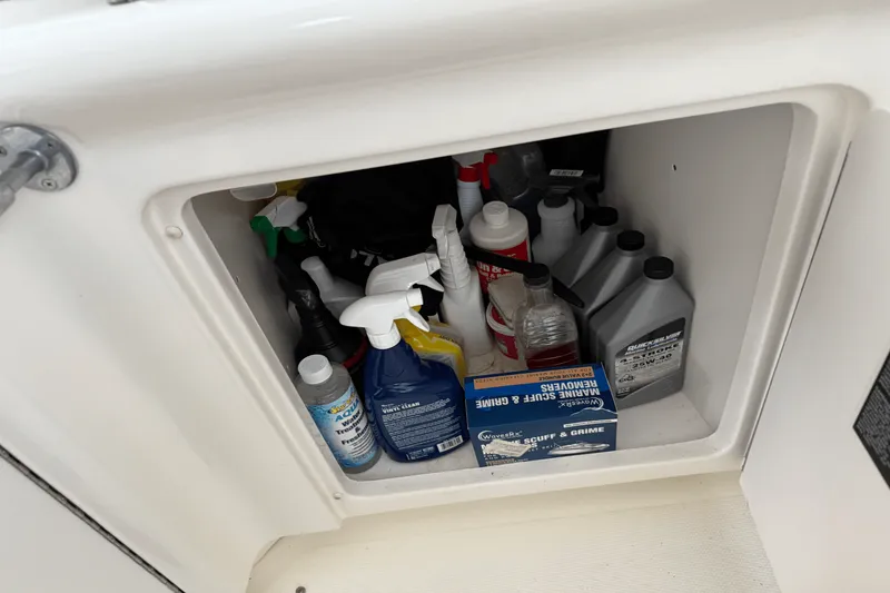 Slide: The Image of Sea Ray 40 SUNDANCER 2006 - 18