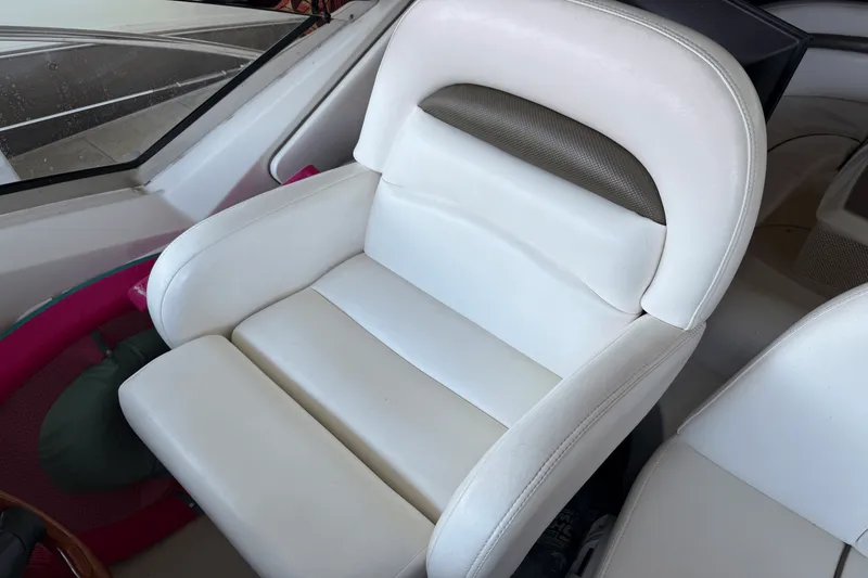 Slide: The Image of Sea Ray 40 SUNDANCER 2006 - 19