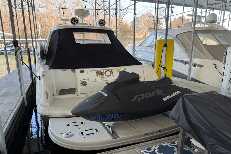 Slide: The Image of Sea Ray 40 SUNDANCER 2006 - 2