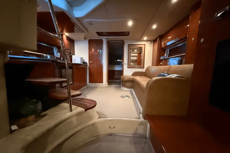 Slide: The Image of Sea Ray 40 SUNDANCER 2006 - 32
