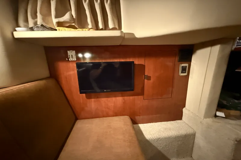 Slide: The Image of Sea Ray 40 SUNDANCER 2006 - 33