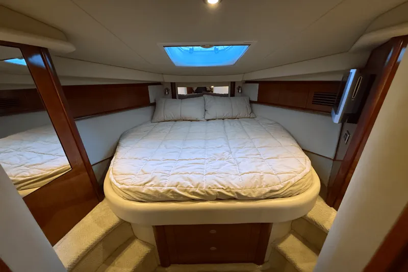 Slide: The Image of Sea Ray 40 SUNDANCER 2006 - 38