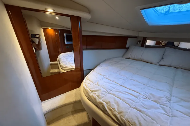 Slide: The Image of Sea Ray 40 SUNDANCER 2006 - 39