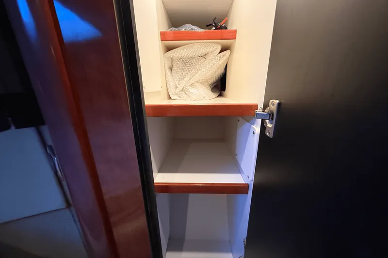 Slide: The Image of Sea Ray 40 SUNDANCER 2006 - 42