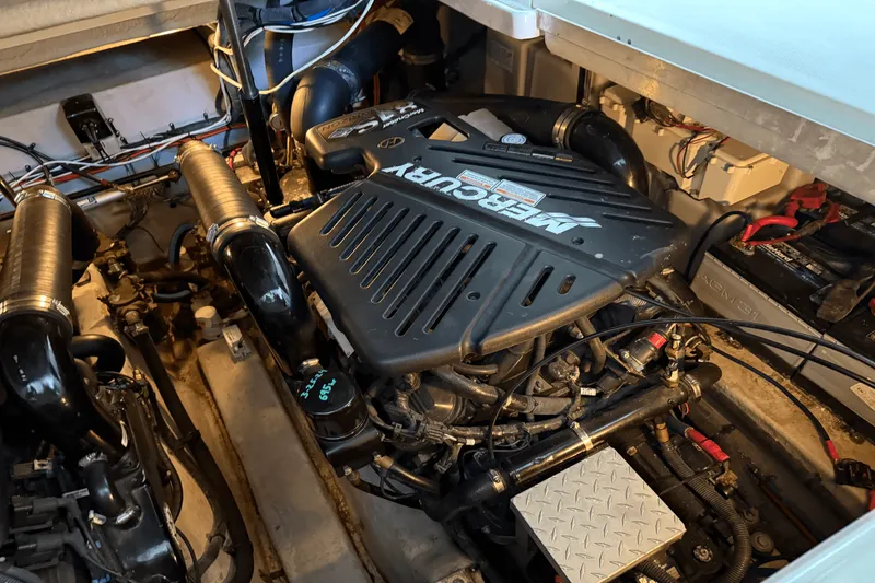 Slide: The Image of Sea Ray 40 SUNDANCER 2006 - 49