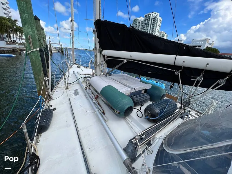 Slide: The Image of Pearson 40 1979 - 11557536