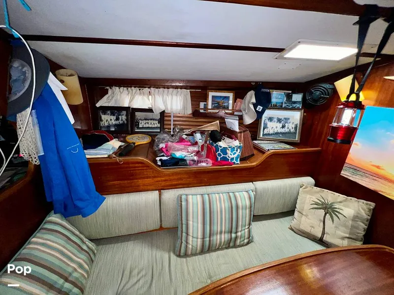 Slide: The Image of Pearson 40 1979 - 11557717