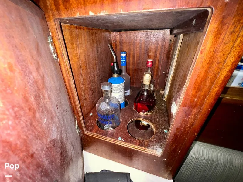 Slide: The Image of Pearson 40 1979 - 11557851