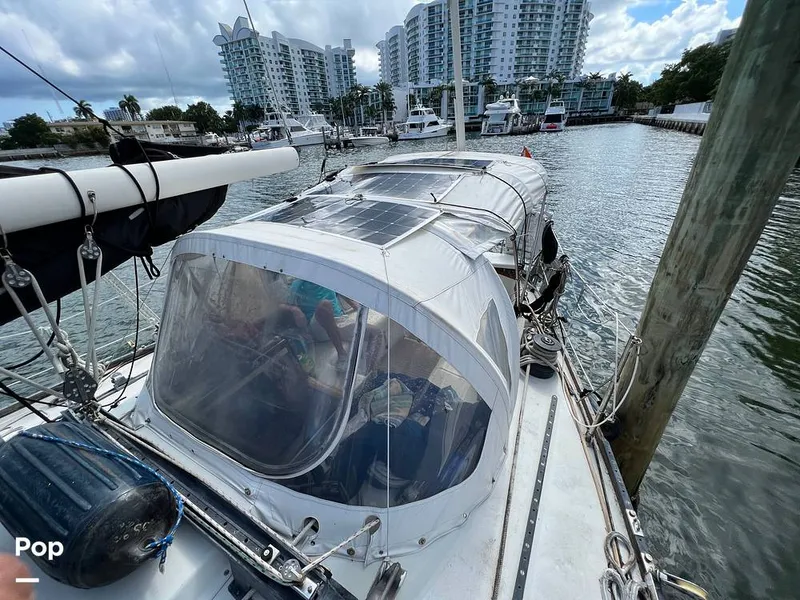 Slide: The Image of Pearson 40 1979 - 11557656