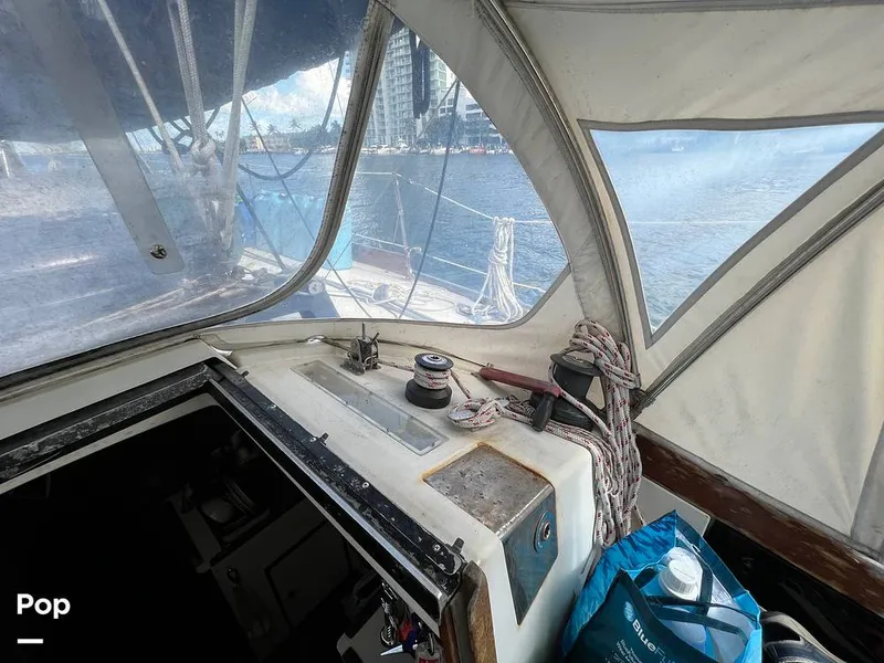 Slide: The Image of Pearson 40 1979 - 11557659