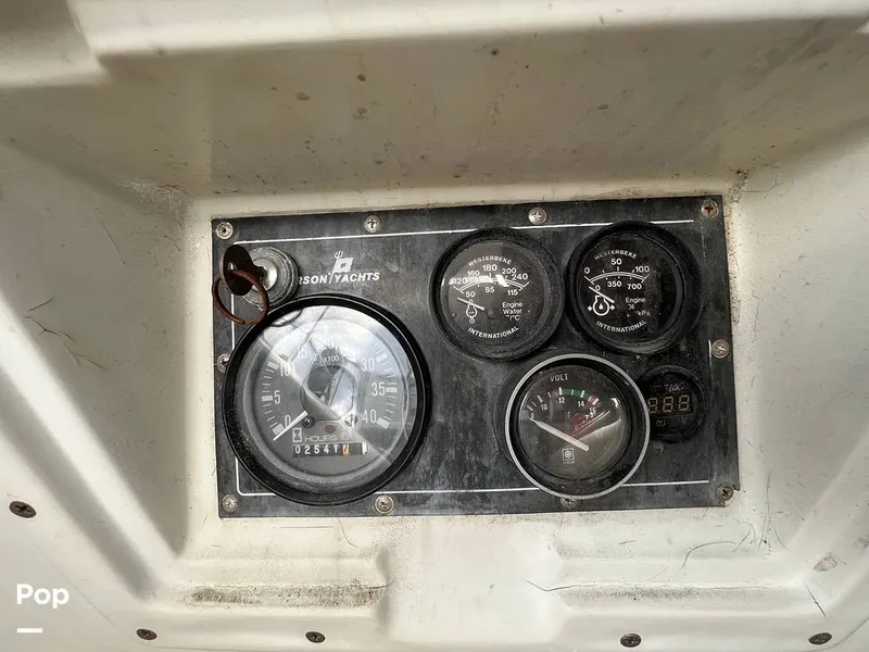 Slide: The Image of Pearson 40 1979 - 11557670