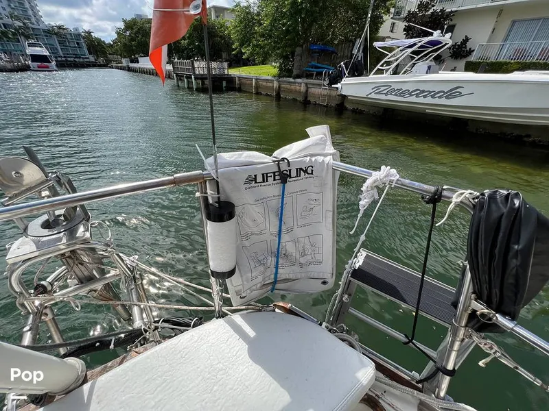 Slide: The Image of Pearson 40 1979 - 11557676