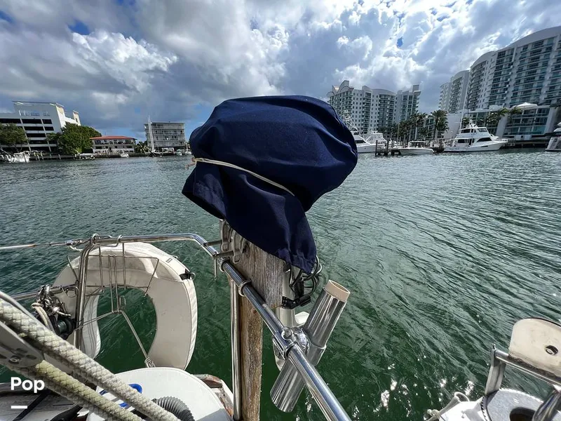 Slide: The Image of Pearson 40 1979 - 11557678