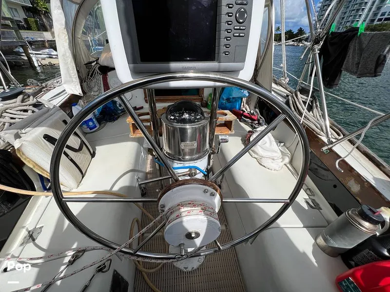 Slide: The Image of Pearson 40 1979 - 11557682