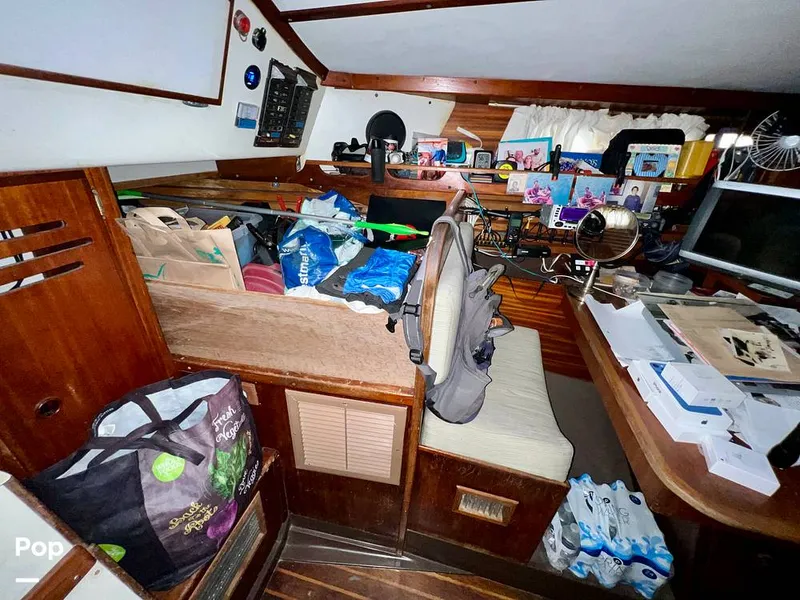 Slide: The Image of Pearson 40 1979 - 11557695