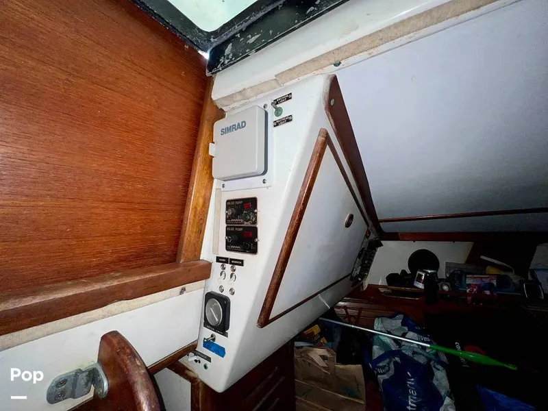 Slide: The Image of Pearson 40 1979 - 11557696