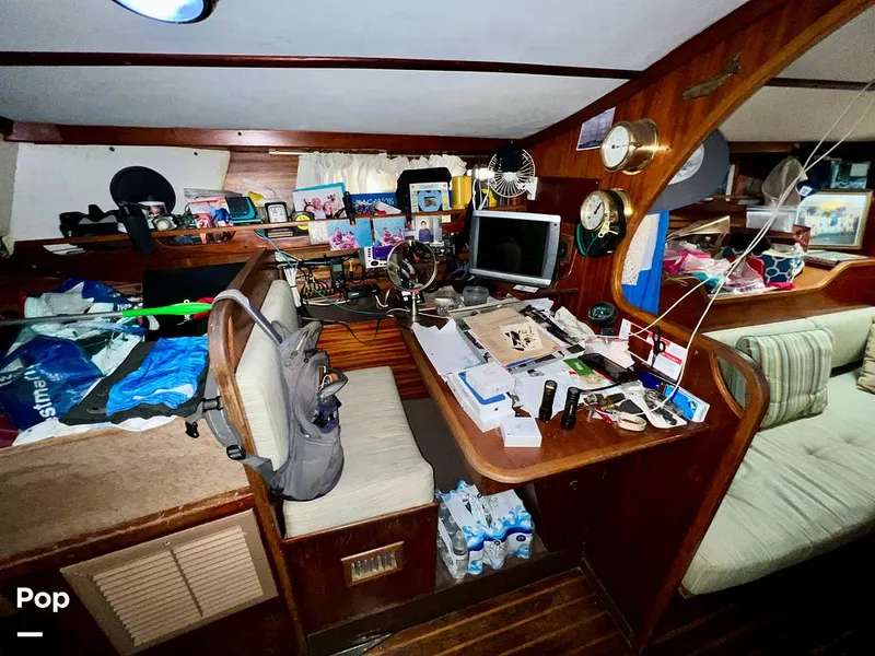 Slide: The Image of Pearson 40 1979 - 11557699