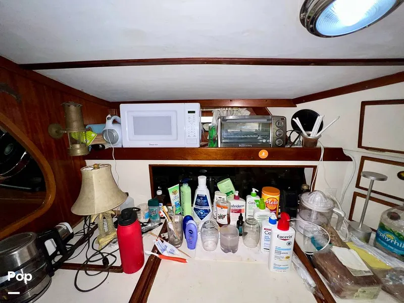 Slide: The Image of Pearson 40 1979 - 11557711