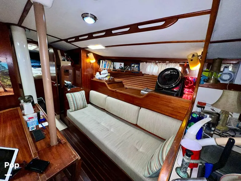 Slide: The Image of Pearson 40 1979 - 11557714