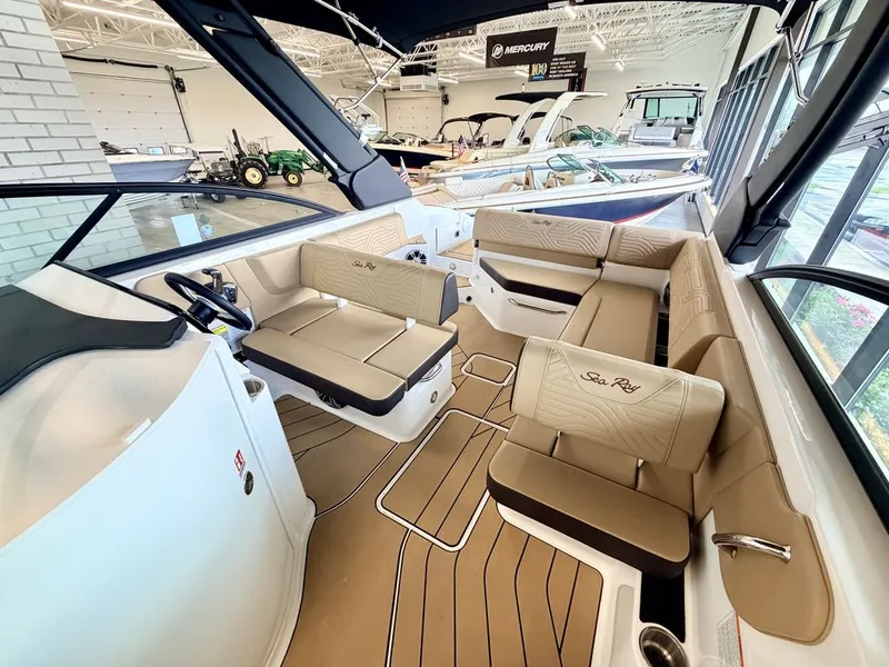 Slide: The Image of Sea Ray SDX 250 Surf 2025 - 49