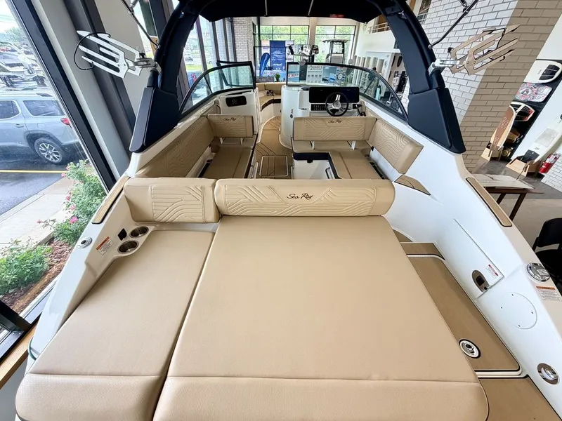 Slide: The Image of Sea Ray SDX 250 Surf 2025 - 12