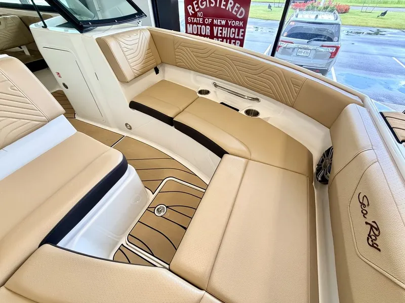 Slide: The Image of Sea Ray SDX 250 Surf 2025 - 41