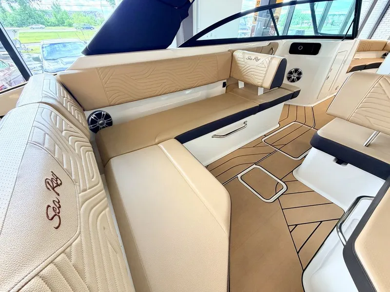 Slide: The Image of Sea Ray SDX 250 Surf 2025 - 20