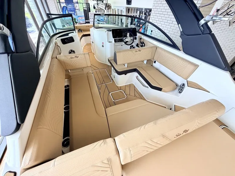 Slide: The Image of Sea Ray SDX 250 Surf 2025 - 11