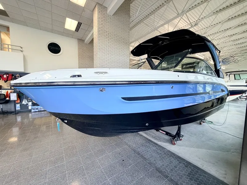 Slide: The Image of Sea Ray SDX 250 Surf 2025 - 3